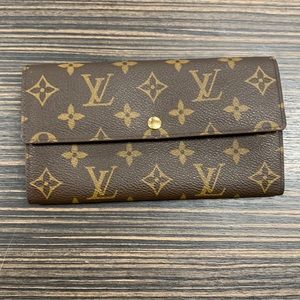 Louis Vuitton monogram wallet
